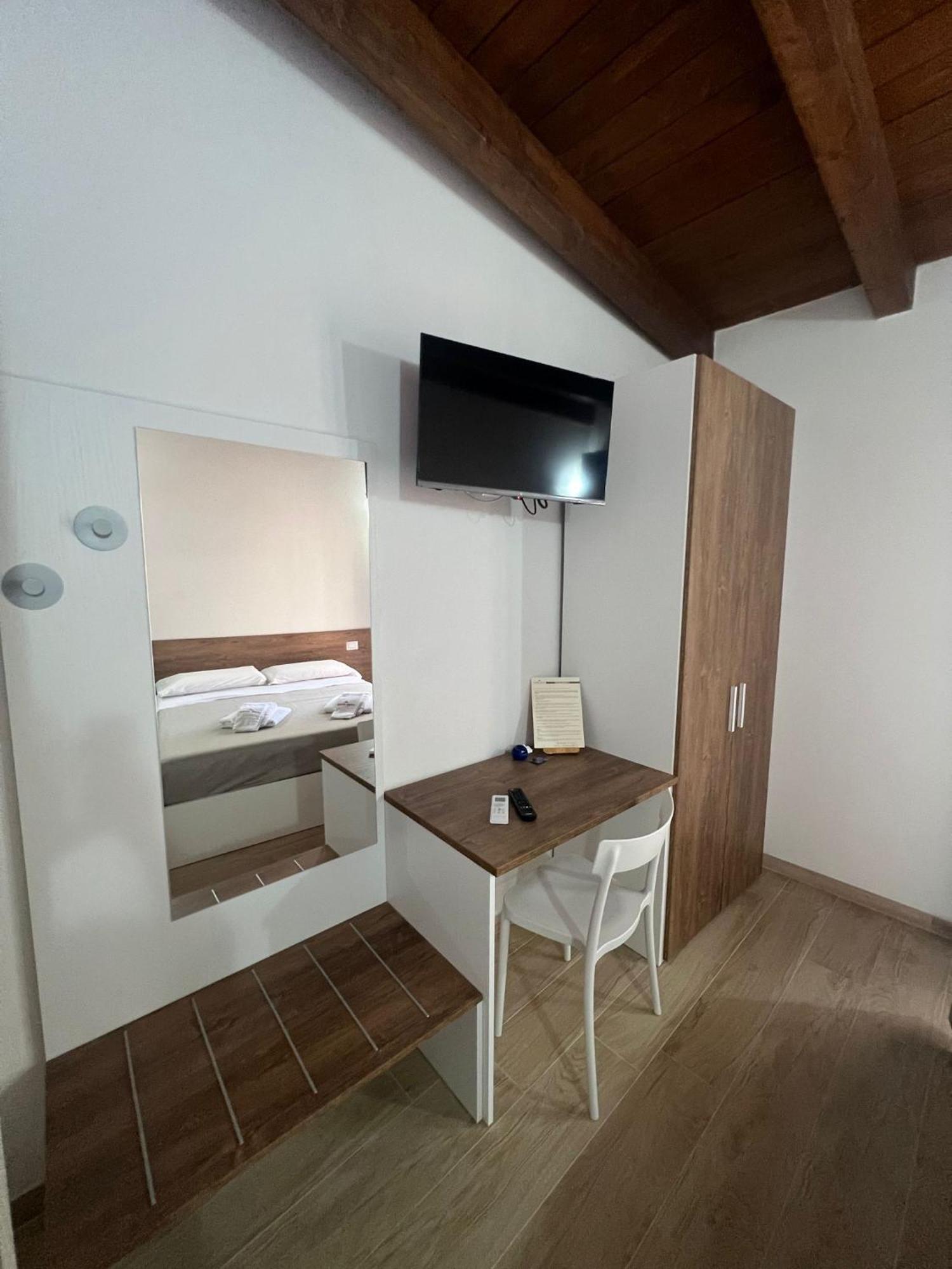 B&B Vittorio Emanuele Cirò Marina Zewnętrze zdjęcie