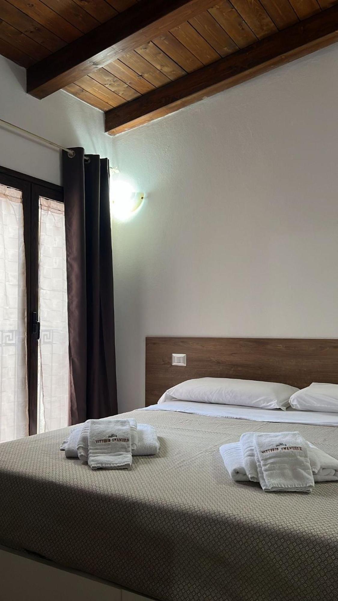B&B Vittorio Emanuele Cirò Marina Zewnętrze zdjęcie