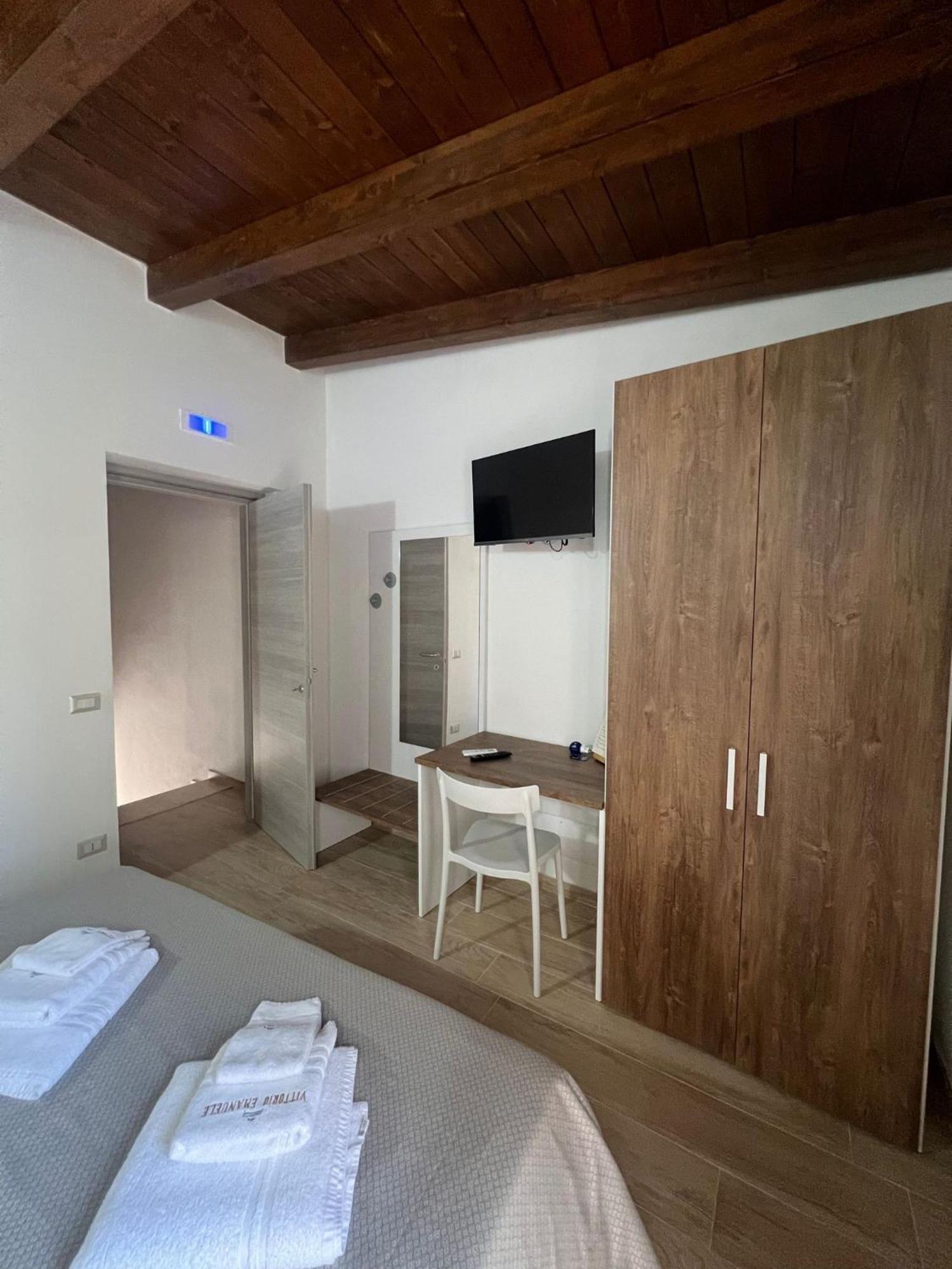 B&B Vittorio Emanuele Cirò Marina Zewnętrze zdjęcie
