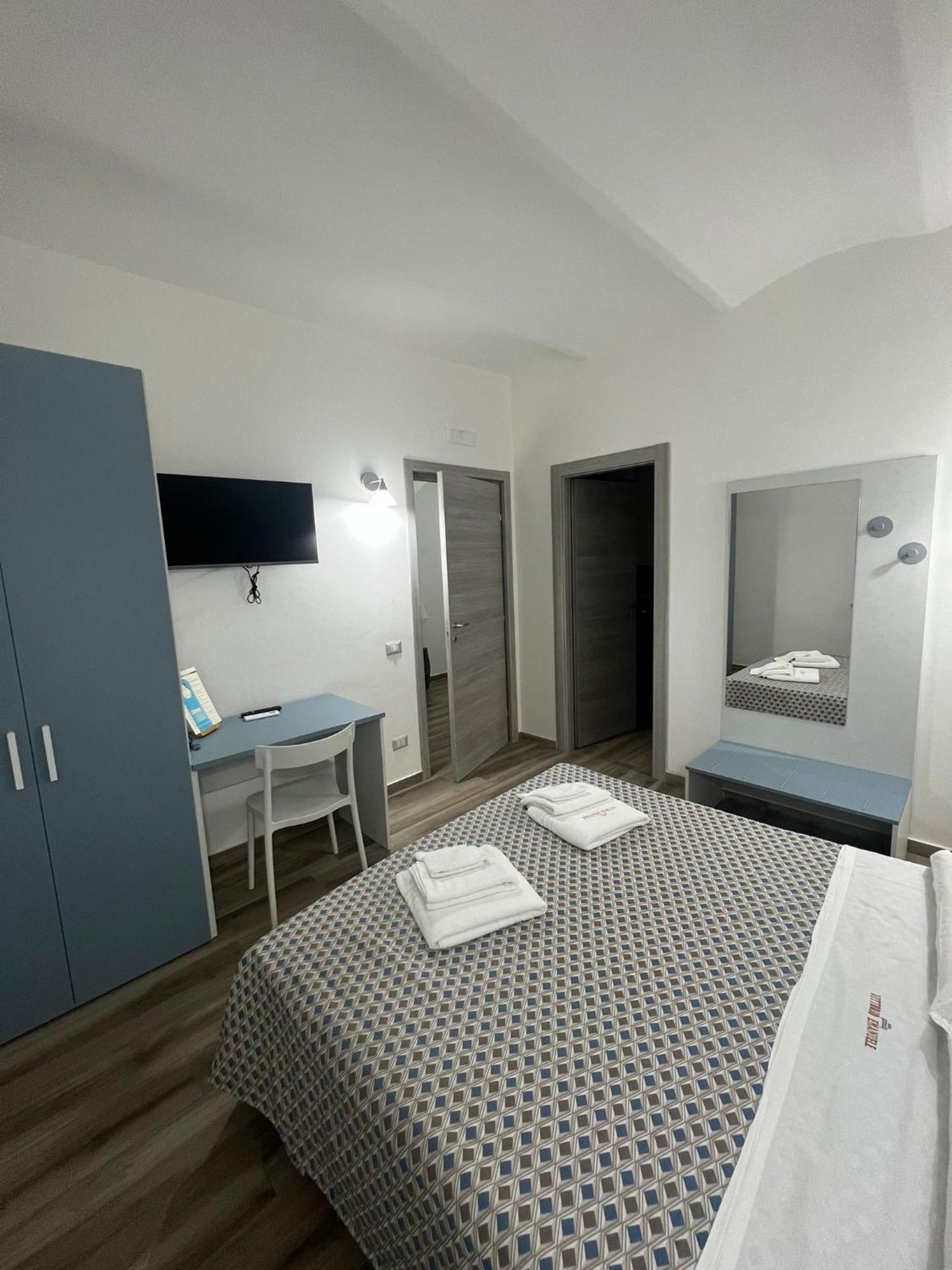 B&B Vittorio Emanuele Cirò Marina Zewnętrze zdjęcie